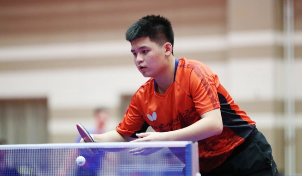 他都展现出 他都展现出