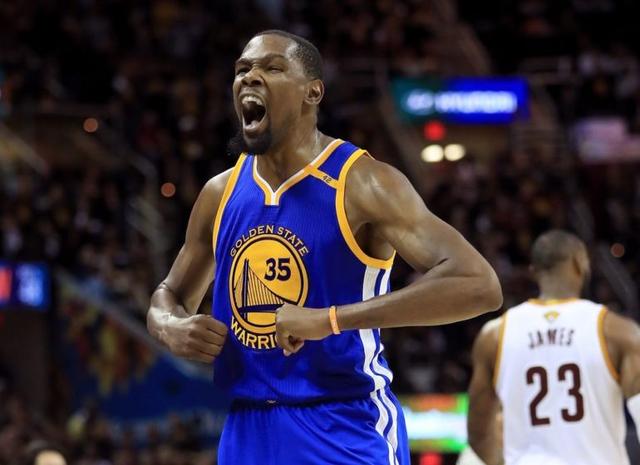 仅看到了她 仅看到了她